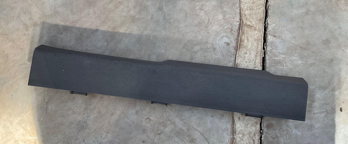 FIGO LEFT FRONT INNER SILL TRIM