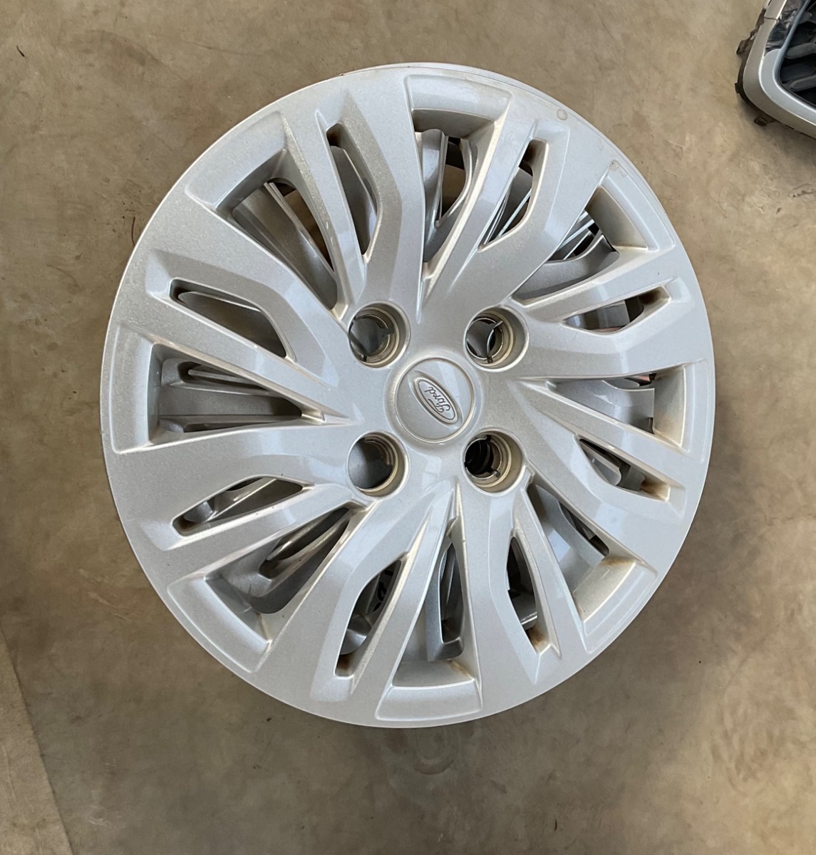 FIGO HUB CAP