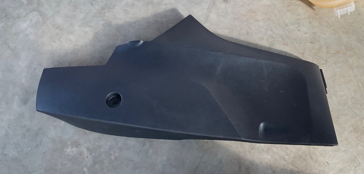FIGO LEFT CONSOLE TRIM
