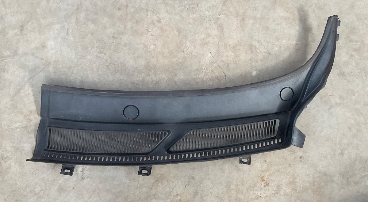 FIGO WINDSCREEN COULING LEFT