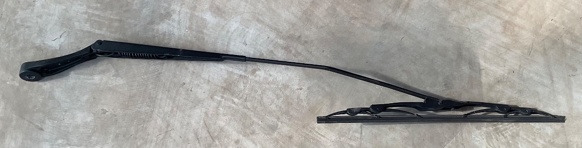 FIGO RIGHT WIPER ARM