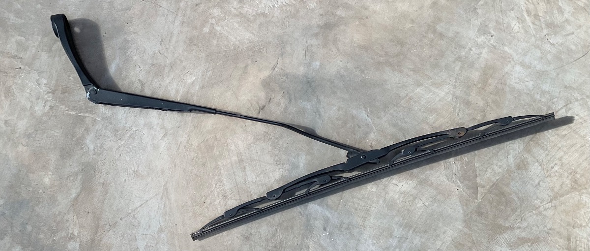 FIGO LEFT WIPER ARM