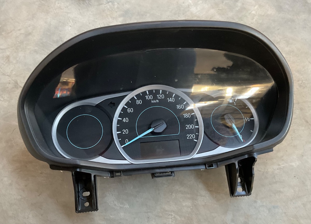 FIGO 1.5 VCT INSTRUMENT CLUSTER