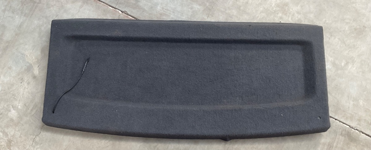POLO VIVO PARCEL SHELF