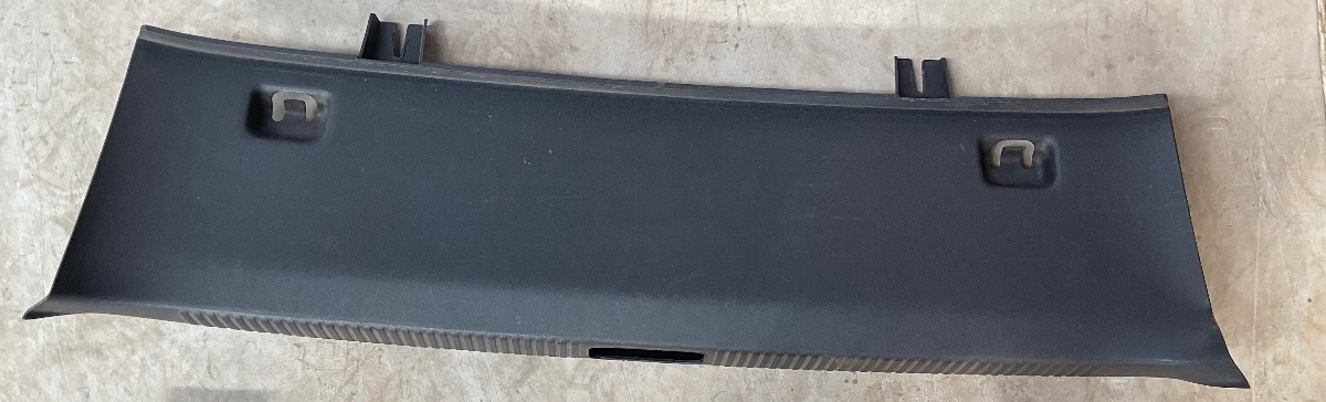 TT INNER BOOT TRIM