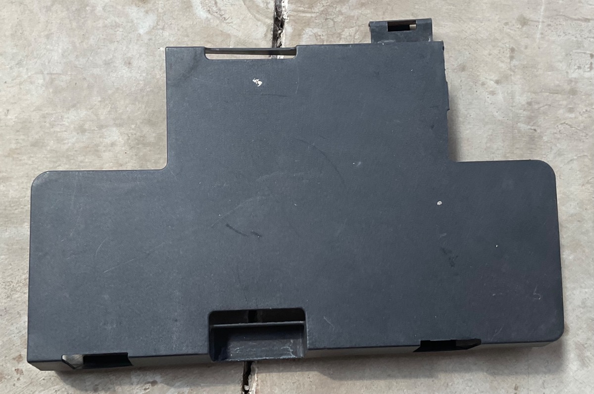 TT BATERY COVER