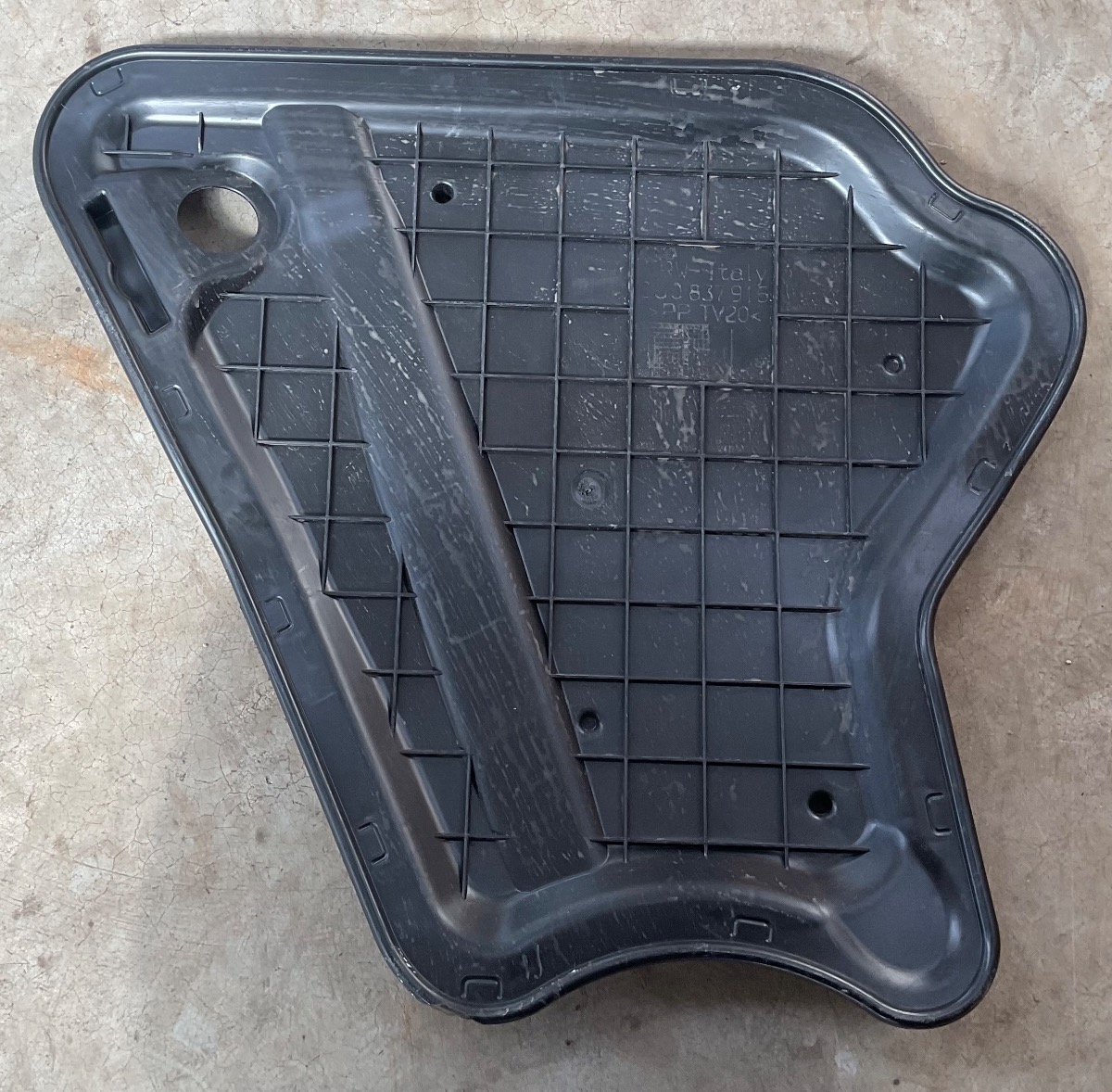 TT - LEFT DOOR Inner Panel Cover