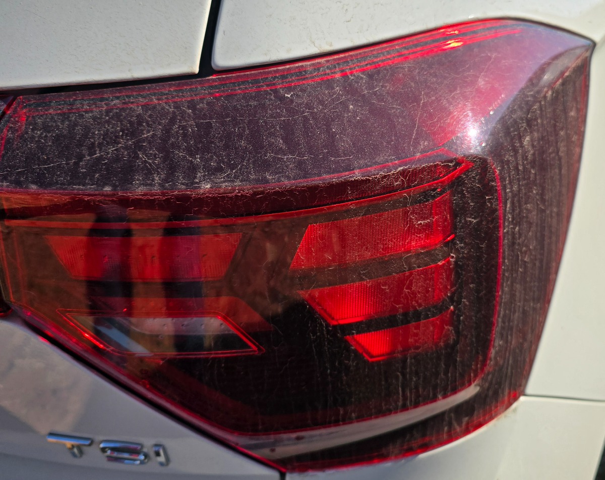 POLO MK 9 RIGHT OUTER TAILLIGHT
