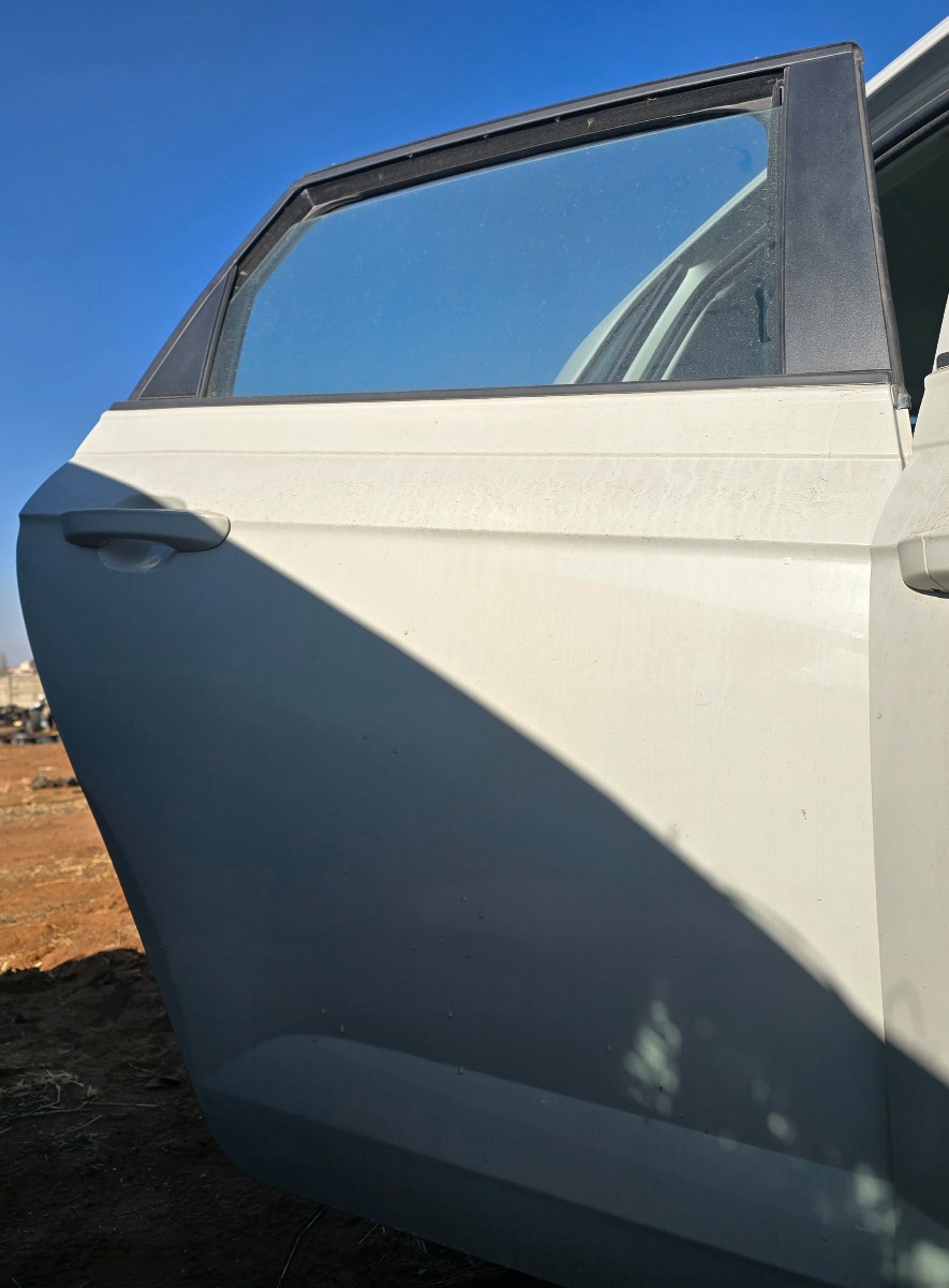 POLO MK 8/9 RIGHT REAR DOOR SHELL