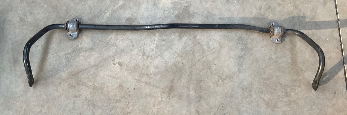 STARLET FRONT STABILISOR BAR