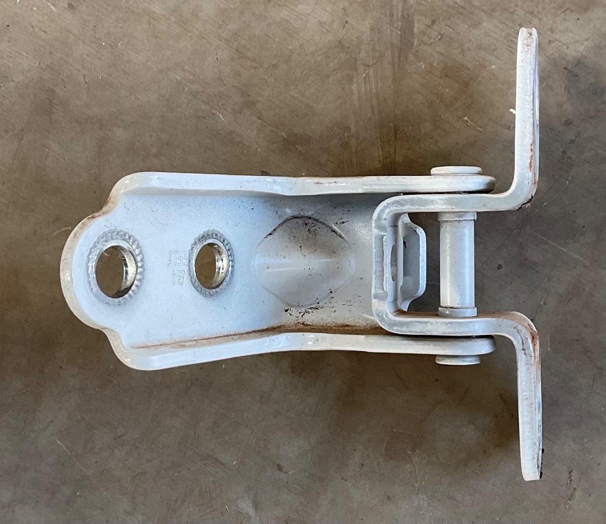 GRAND i10 LEFT REAR LOWER DOOR HINGE