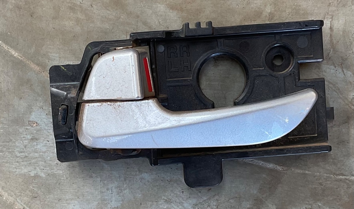 GRAND i10 LEFT REAR INNER DOOR HANDLE