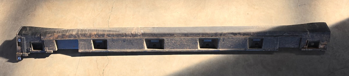 FRONX RIGHT SIDE SKIRT