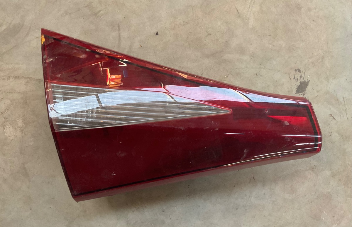 I20 LEFT REAR INNER TAILLIGHT