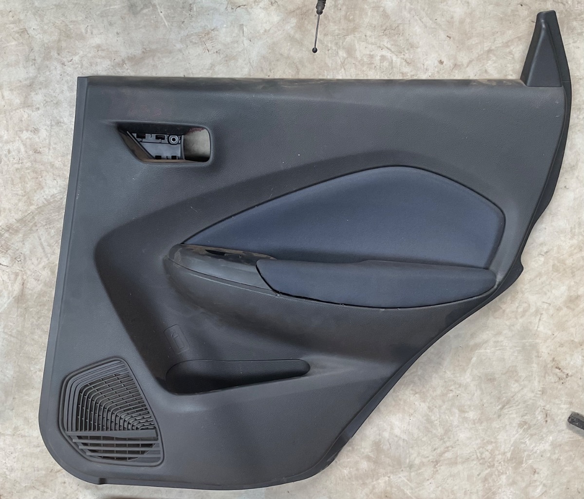 STARLET RIGHT REAR DOOR PANEL