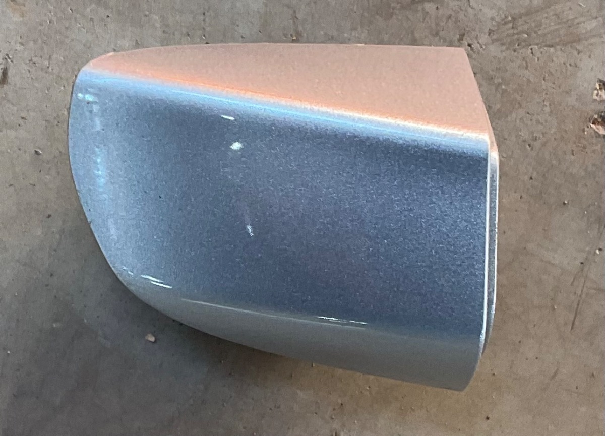 T CROSS RIGHT REAR OUTER DOOR HANDLE TRIM