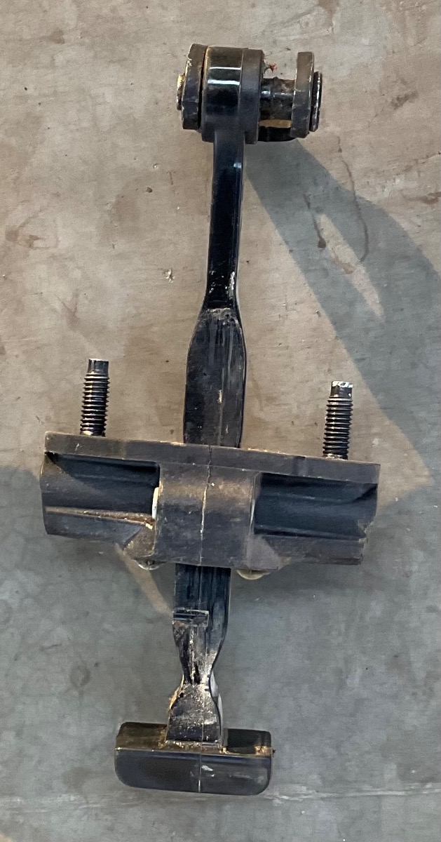 RANGER T6 D/C RIGHT REAR DOOR STOPPER