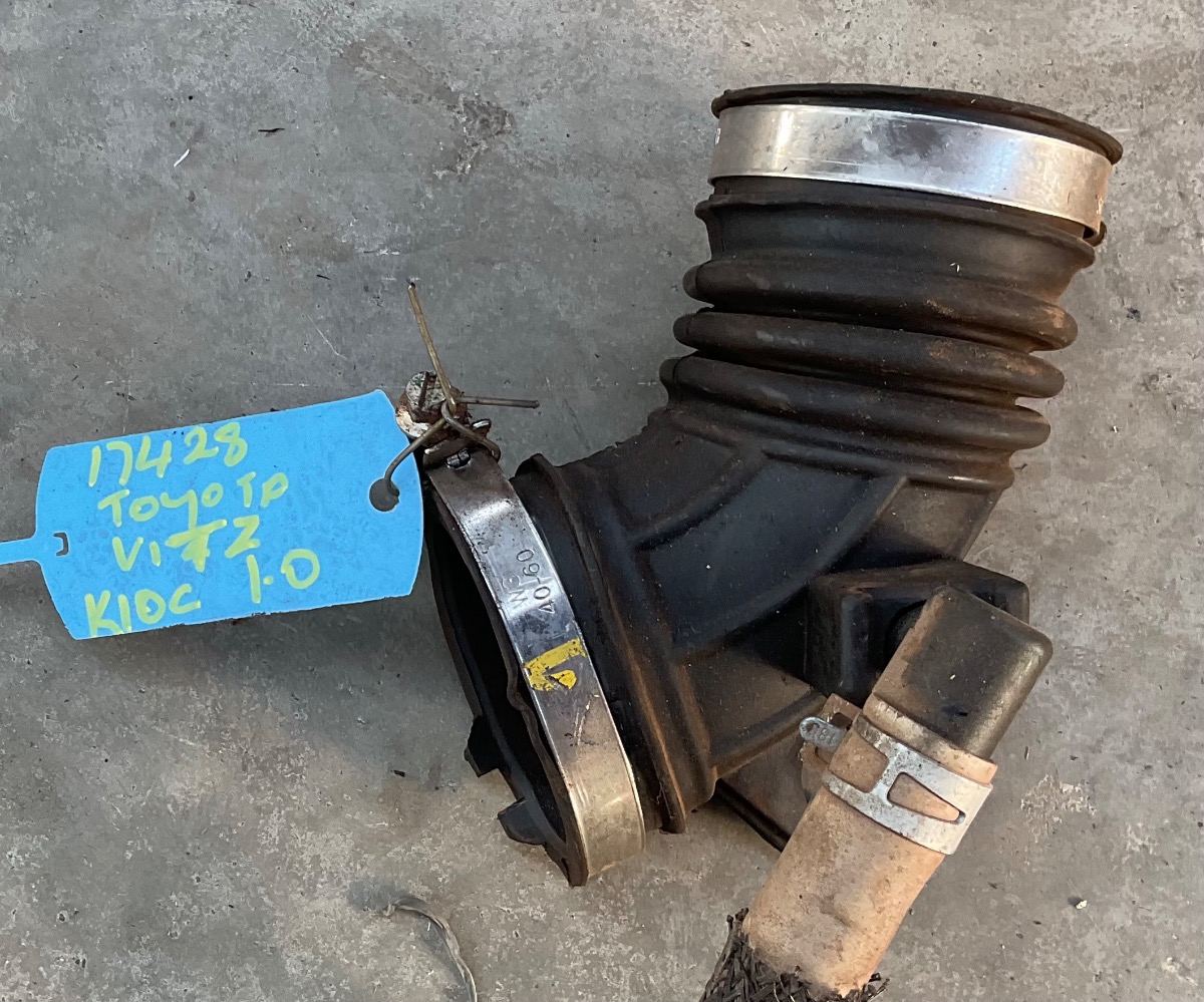 VITZ 1.0 AIR PIPE