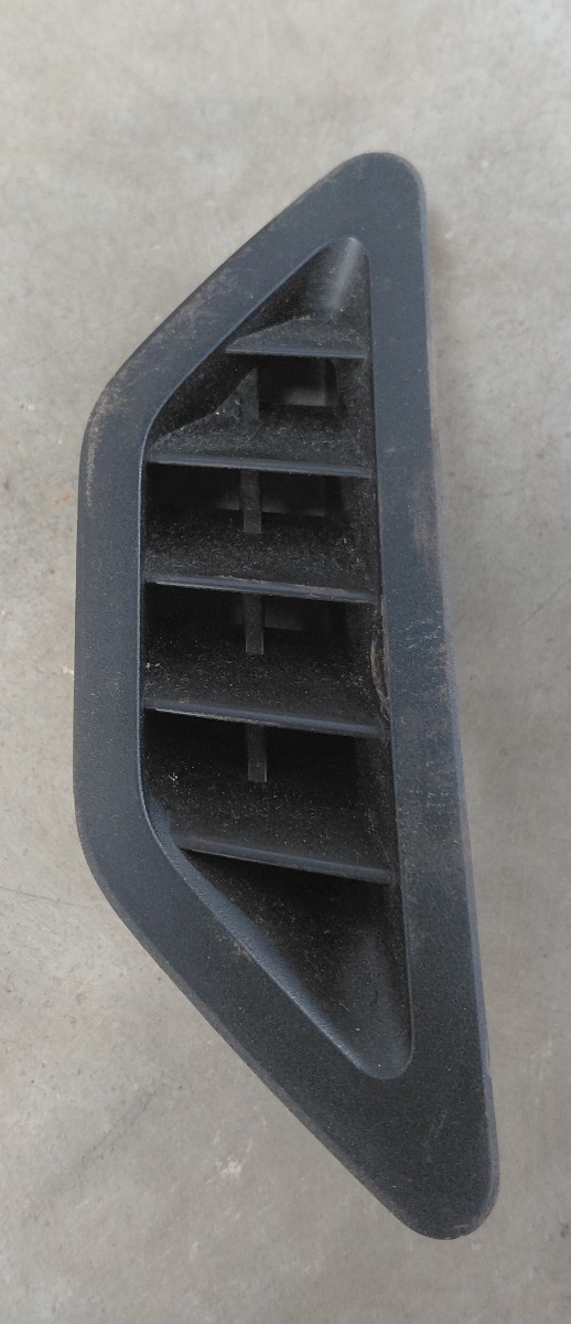 86 UPPER LEFT DASH VENT