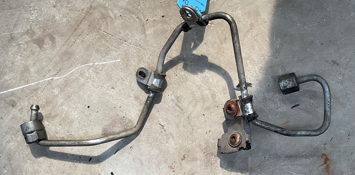 A4 2.0 TDI B8 INJECTOR PIPE