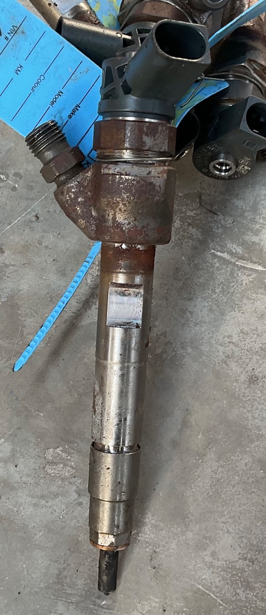X3 sDRIVE 18d G01 INJECTOR