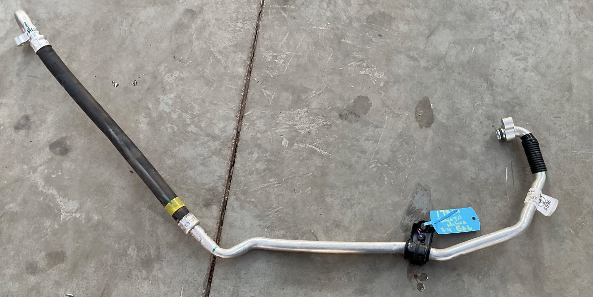HILUX GD AIR CON PIPE DISCHARGE