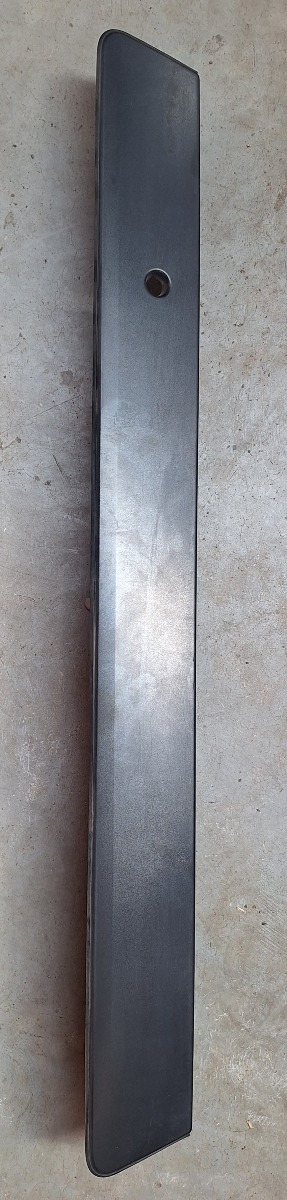 NV350 TAILGATE TRIM