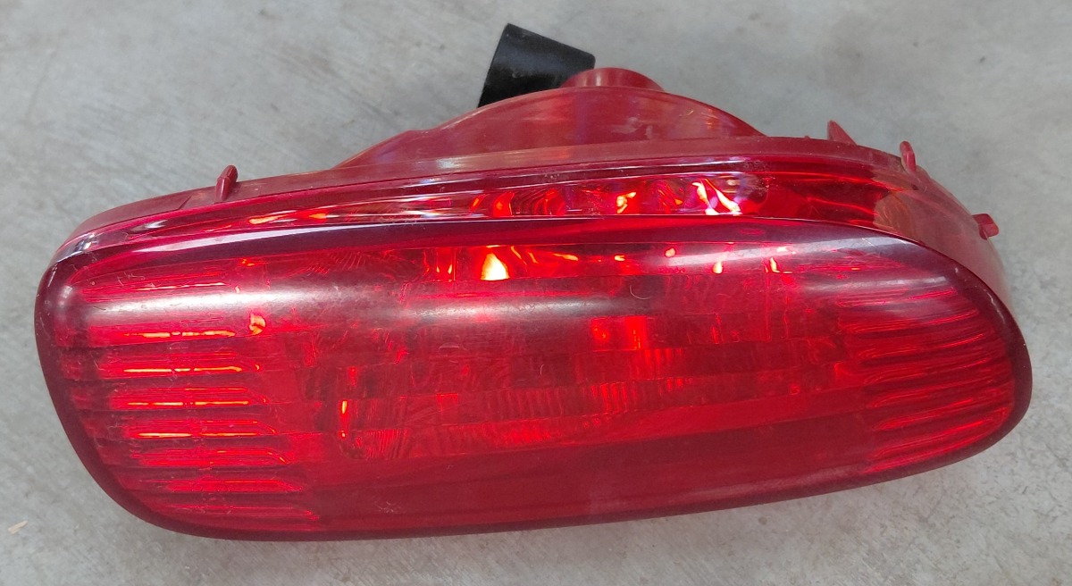 F56 LEFT REAR REFLECTOR