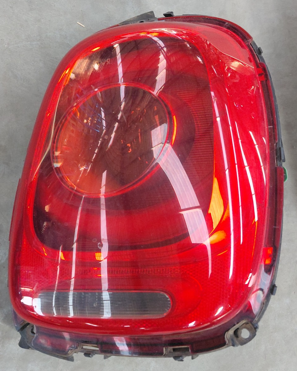 F56 RIGHT TAILLIGHT