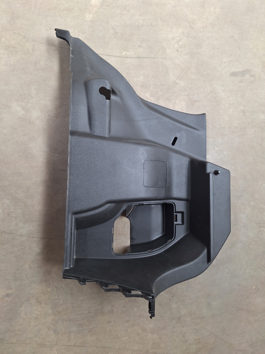 FRONX RIGHT REAR BOOT PANEL