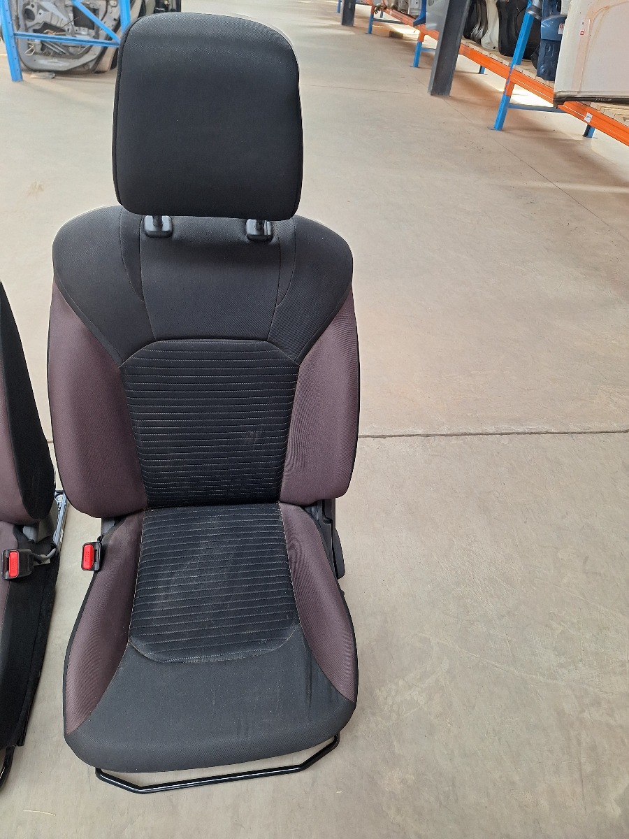 FRONX LEFT FRONT SEAT