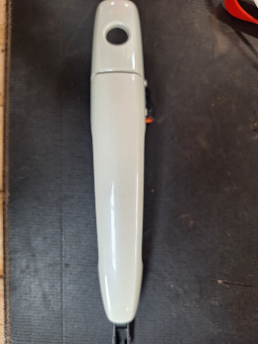FRONX RIGHT HAND DOOR HANDLE