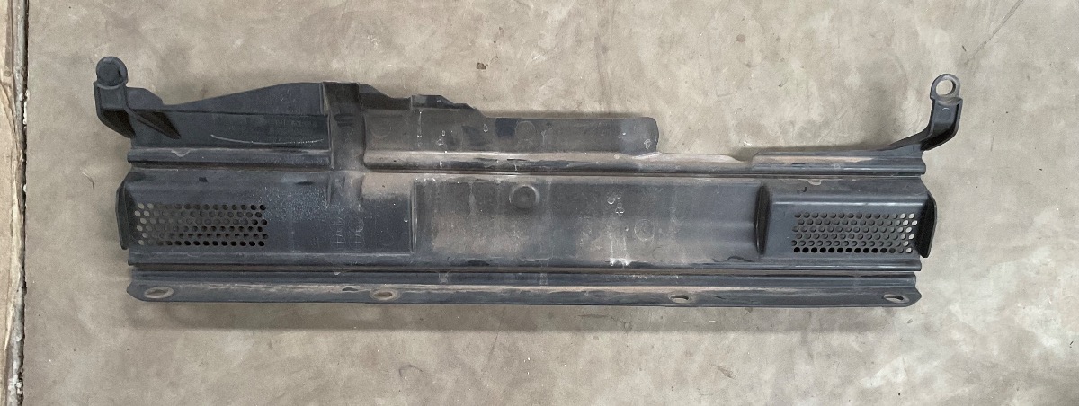 86 RADIATOR COVER