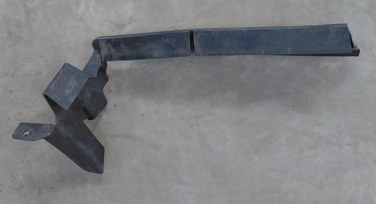 SANDERO II UPPER LEFT BUMPER CHANNEL