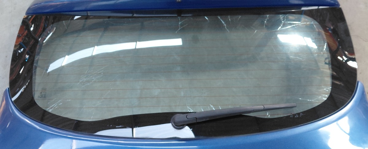 SANDERO II REAR WINDSCREEN