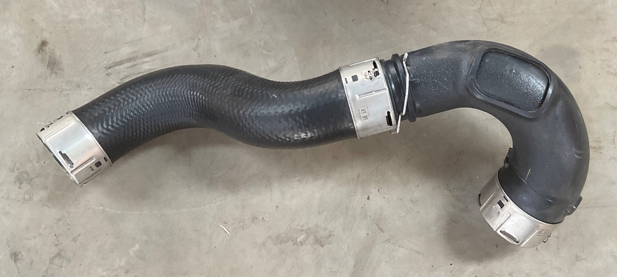 HILUX GD6 SINGLE CAB HIGH RAIDER INTER COOLER PIPE