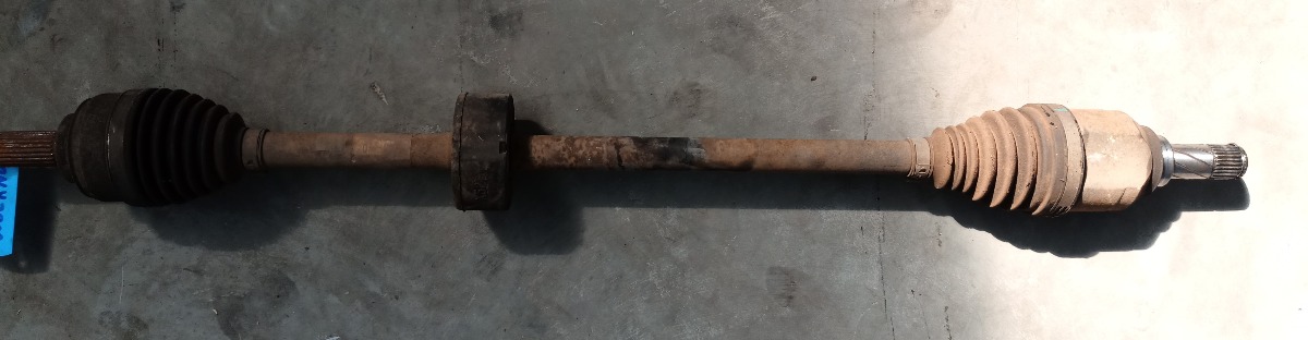 SANDERO 900T MANUAL CV SHAFT RIGHT