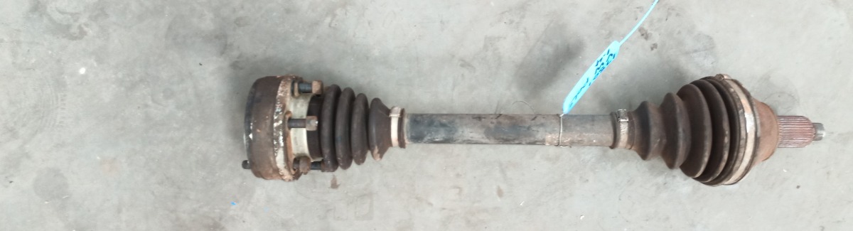 POLO VIVO 1.4 MANUAL CV SHAFT LEFT
