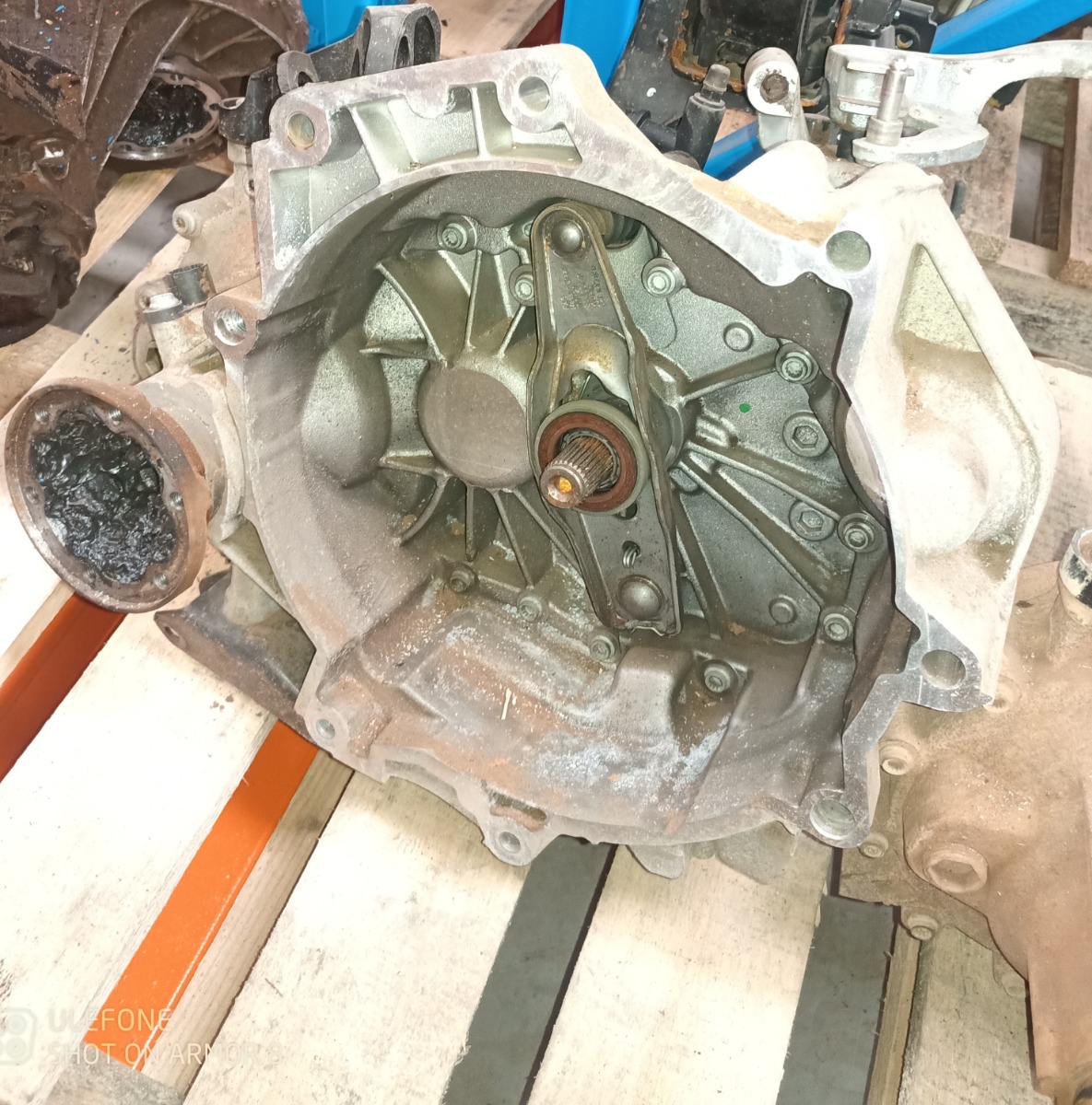 POLO VIVO 1.4 MANUAL GEARBOX