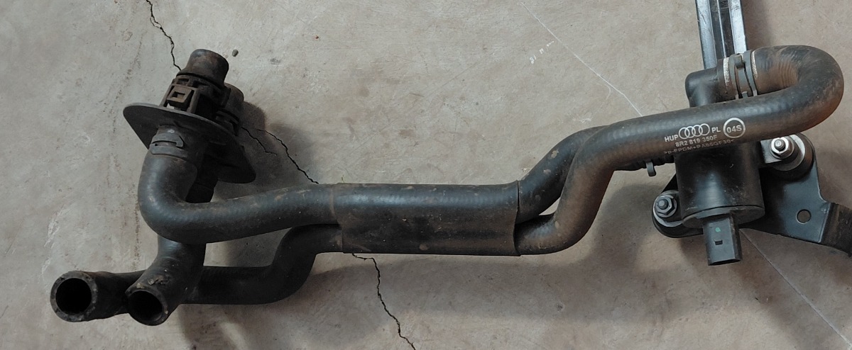 Q5 COOLANT HOSE PIPELINE NO HEATER VALVE