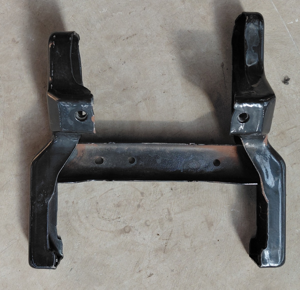 Q5 Steering Column Bracket - Right