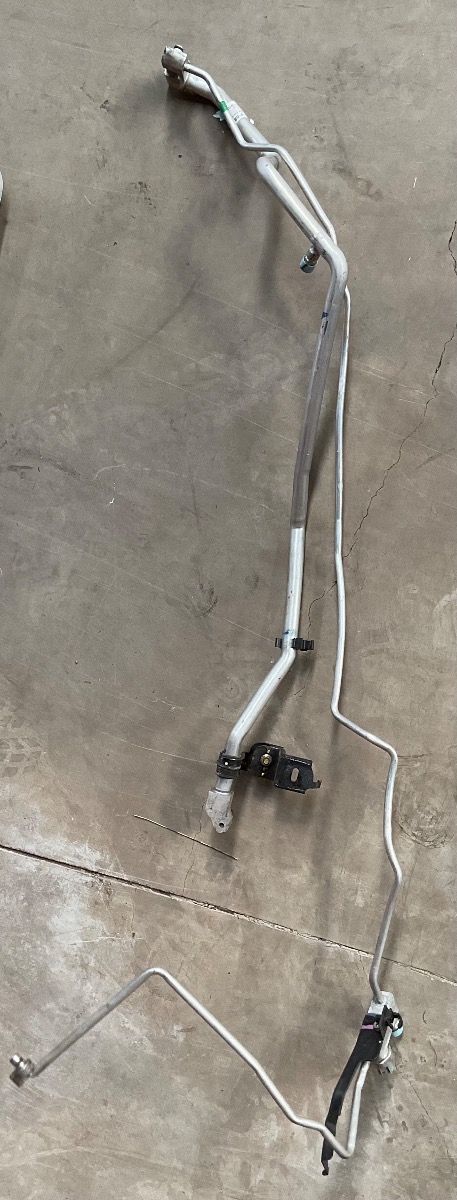 HILUX GD AIR CON PIPE
