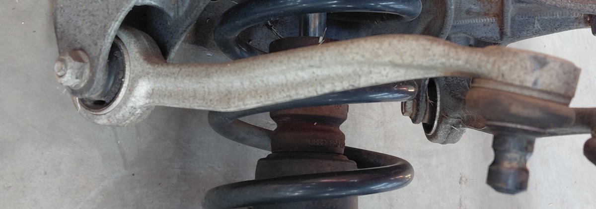 Q5 LEFT FRONT UPPER REARWARD CONTROL ARM