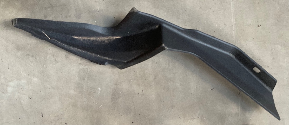 HILUX GD PAD COWL TOP RIGHT