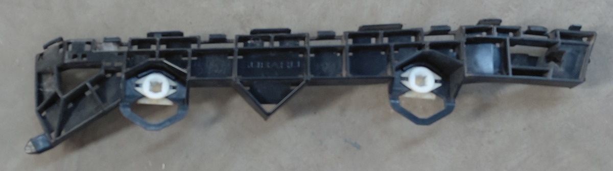 86 Rear Bumper Bracket Right