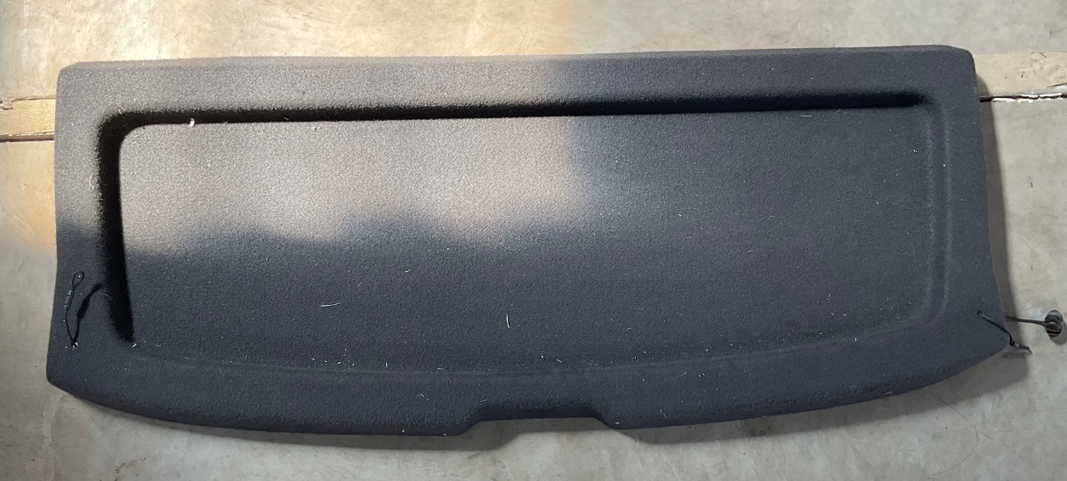 POLO MK8/9 PARCEL SHELF