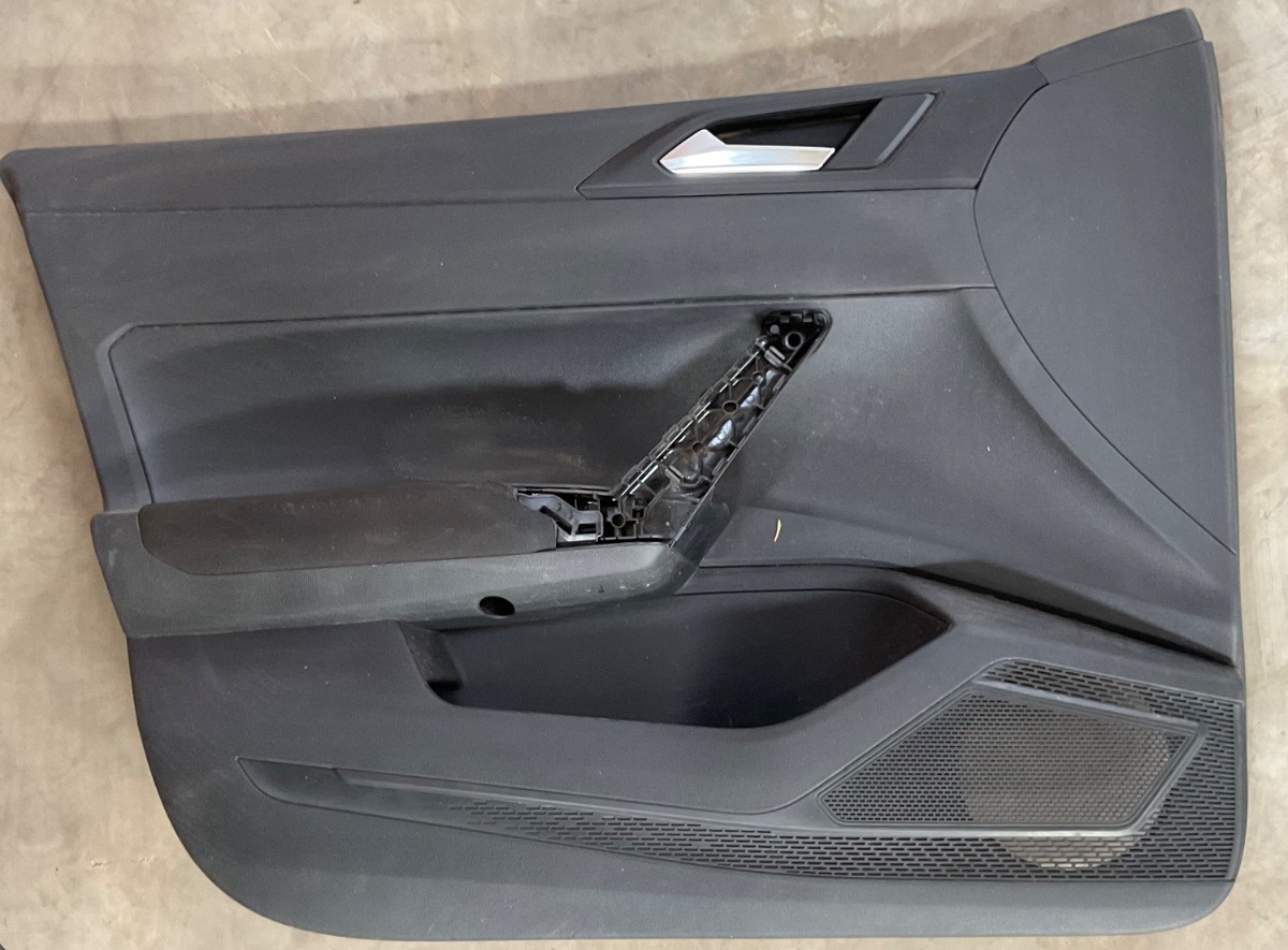 Volkswagen Polo Trendline Front Left Door Panel Trim