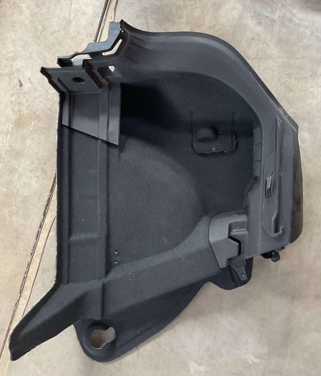 POLO MK8/9 LUGGAGE COMPATMENT TRIM LEFT