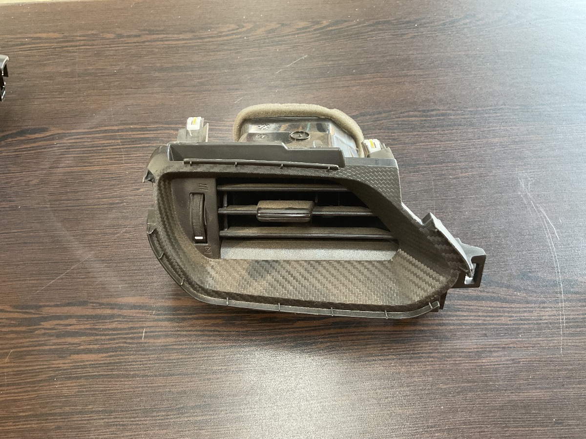 FRONX LEFT DASH VENT