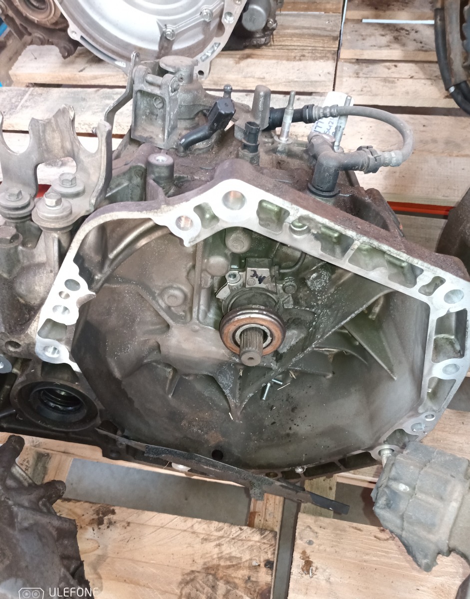 SWIFT 1.6 SPORT MANUAL GEARBOX